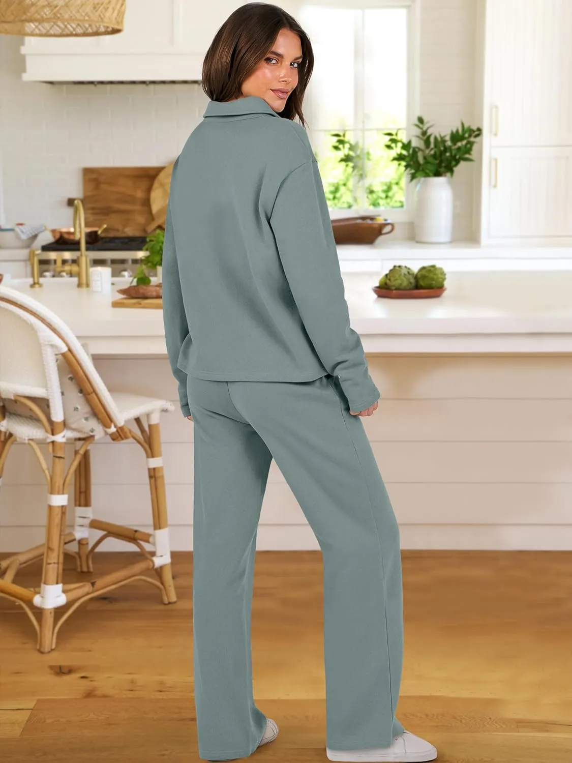 ANRABESS Lounge Sets for Women 2 Piece Outfits Sweatsuit Set Fall V Neck Sweatshirts Wide Leg Pants Tracksuits