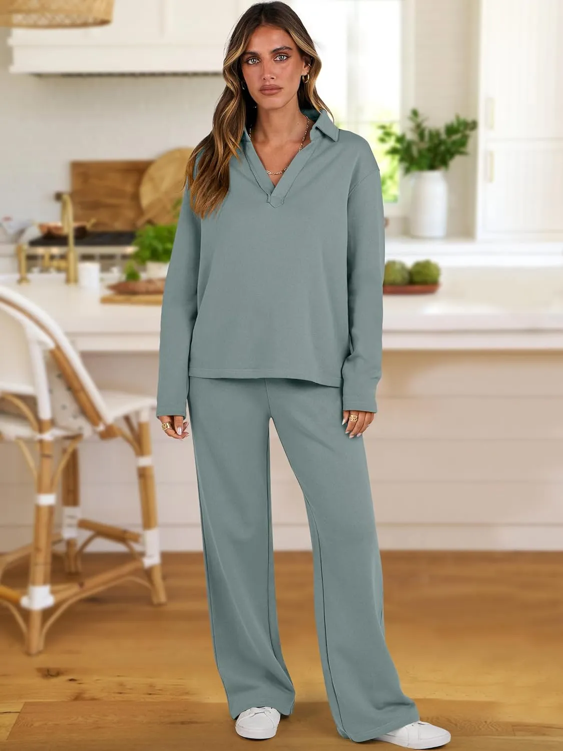 ANRABESS Lounge Sets for Women 2 Piece Outfits Sweatsuit Set Fall V Neck Sweatshirts Wide Leg Pants Tracksuits
