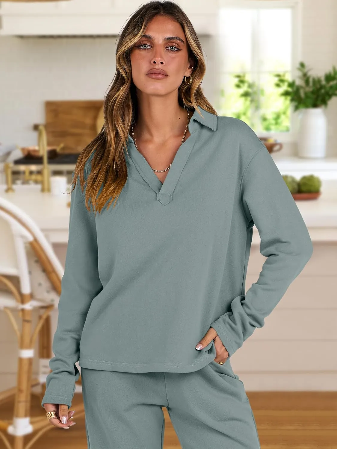 ANRABESS Lounge Sets for Women 2 Piece Outfits Sweatsuit Set Fall V Neck Sweatshirts Wide Leg Pants Tracksuits