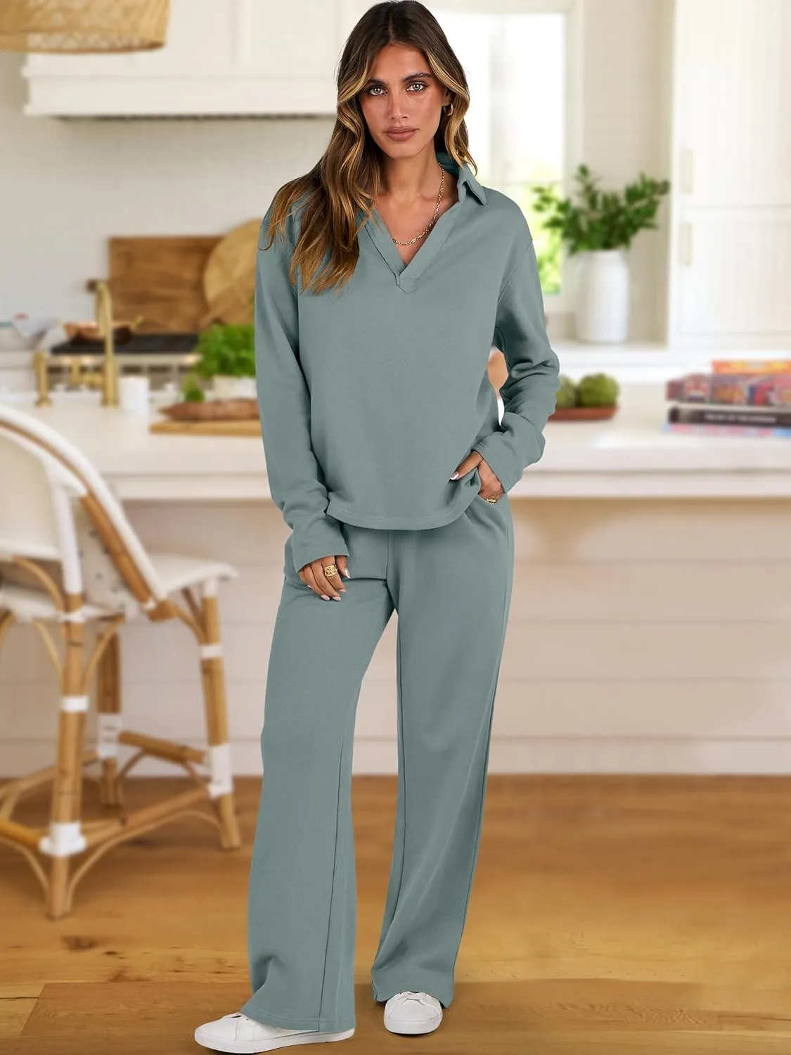 ANRABESS Lounge Sets for Women 2 Piece Outfits Sweatsuit Set Fall V Neck Sweatshirts Wide Leg Pants Tracksuits