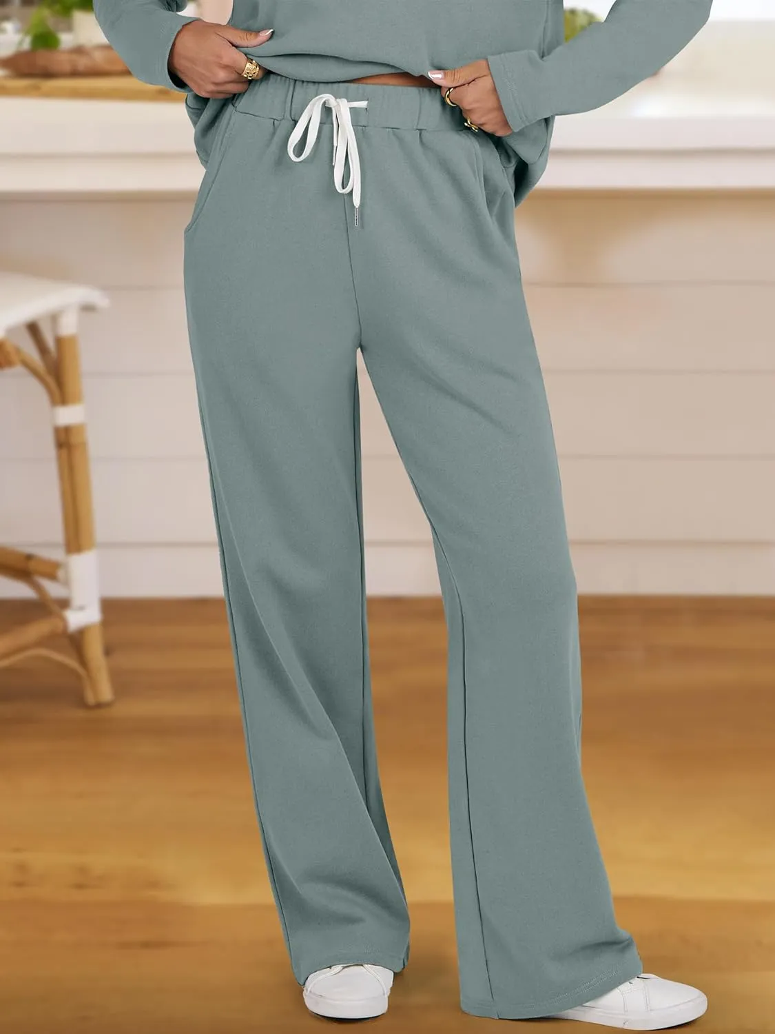 ANRABESS Lounge Sets for Women 2 Piece Outfits Sweatsuit Set Fall V Neck Sweatshirts Wide Leg Pants Tracksuits
