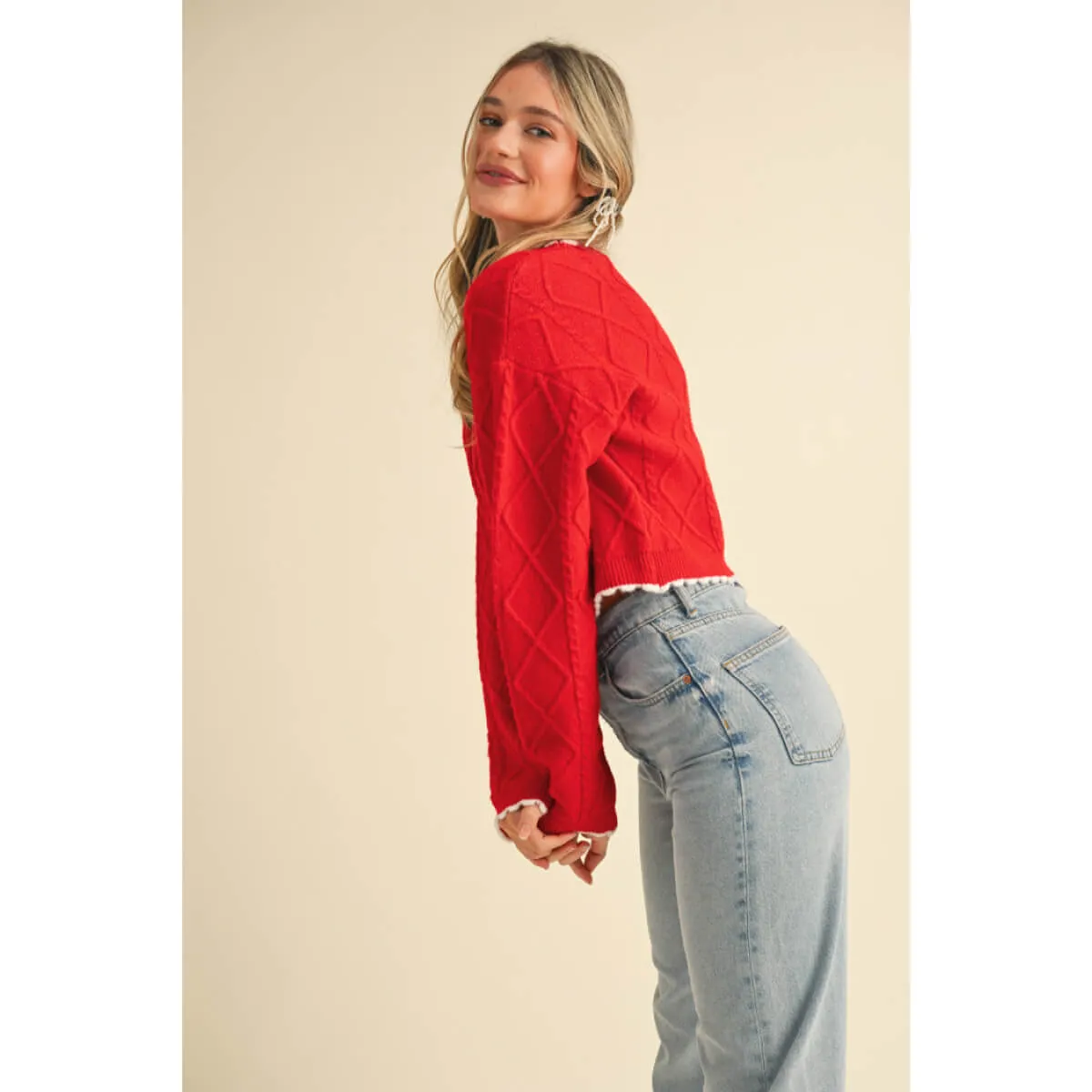 Cable Knit Cropped Sweater