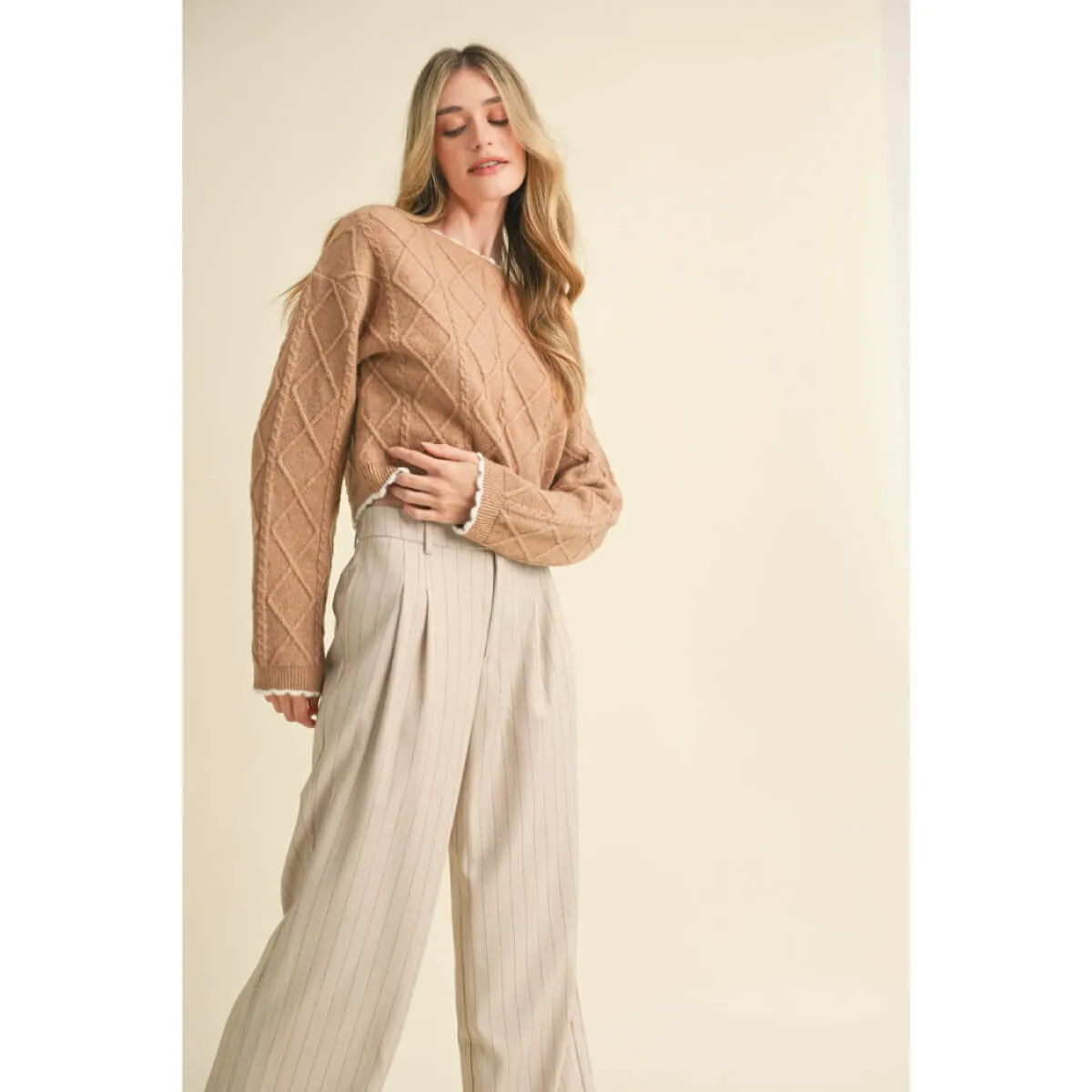 Cable Knit Cropped Sweater
