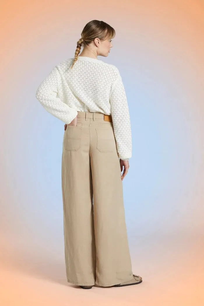 Mat de Misaine Straight Leg Trousers in Dune