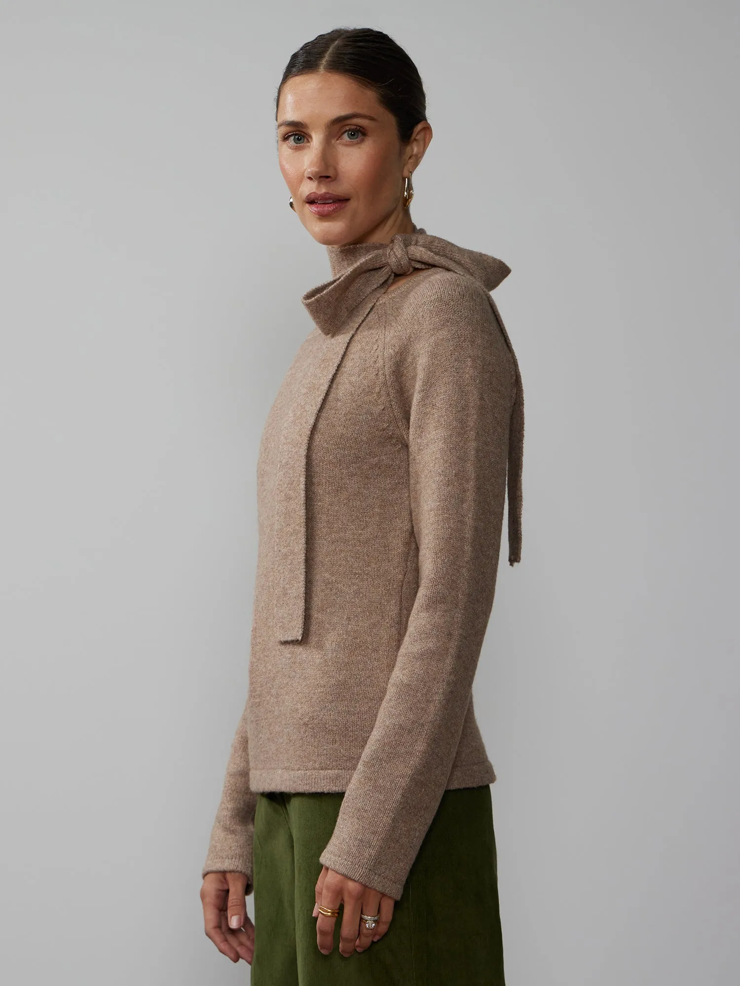 Raglan Sleeve Detachable Scarf Sweater