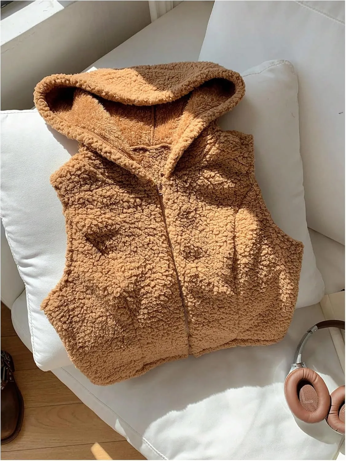 SOLY HUX Women's Fuzzy Vest Zip Up Sleeveless Hoodies Casual Cropped Vest Jacket