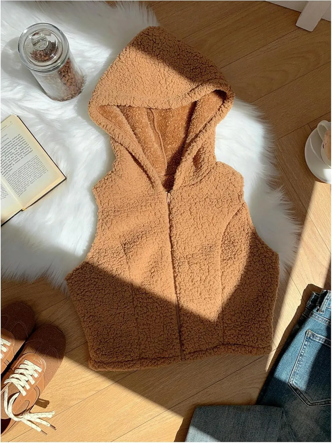 SOLY HUX Women's Fuzzy Vest Zip Up Sleeveless Hoodies Casual Cropped Vest Jacket